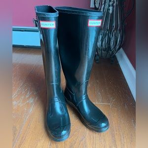 Women’s Black Hunter Rain Boots 8